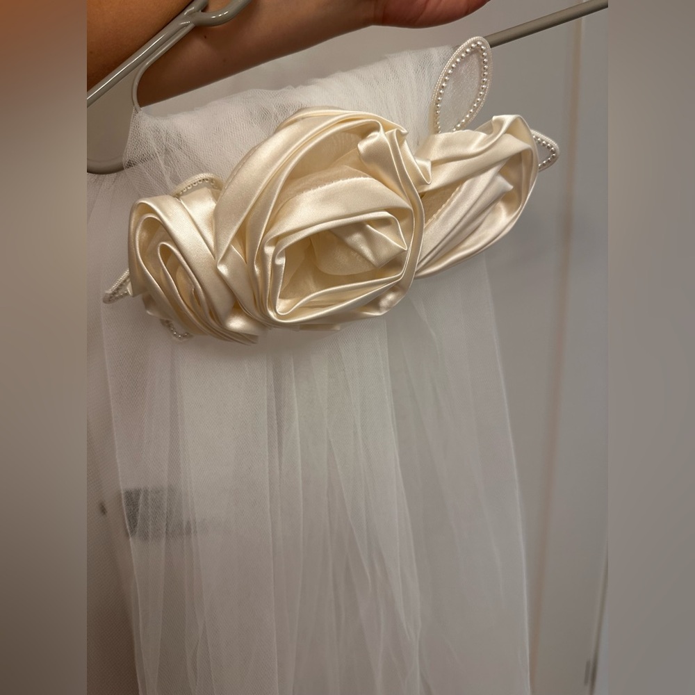 Vintage Christian Dior Wedding Veil - Picture 6 of 8
